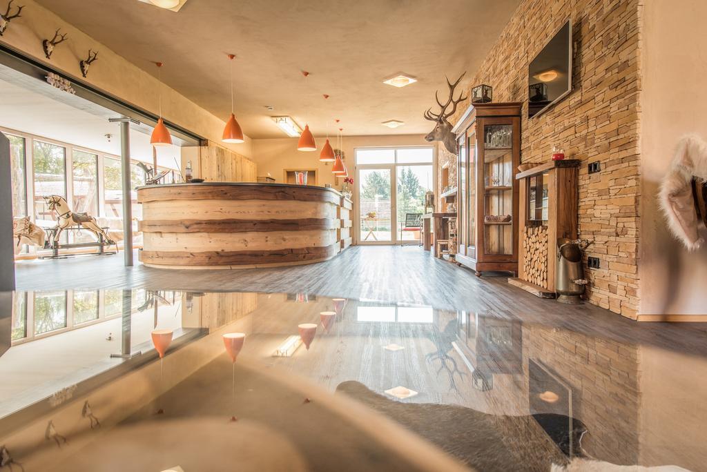 Landhotel Und Gasthof Hirsch Huettenreute Hoßkirch Esterno foto